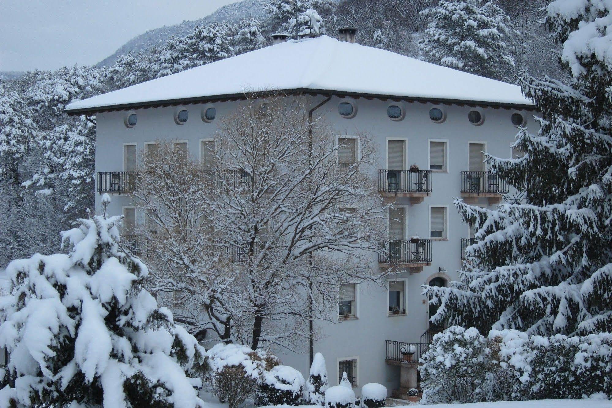 Hotel Lilla' Terlago Exterior foto