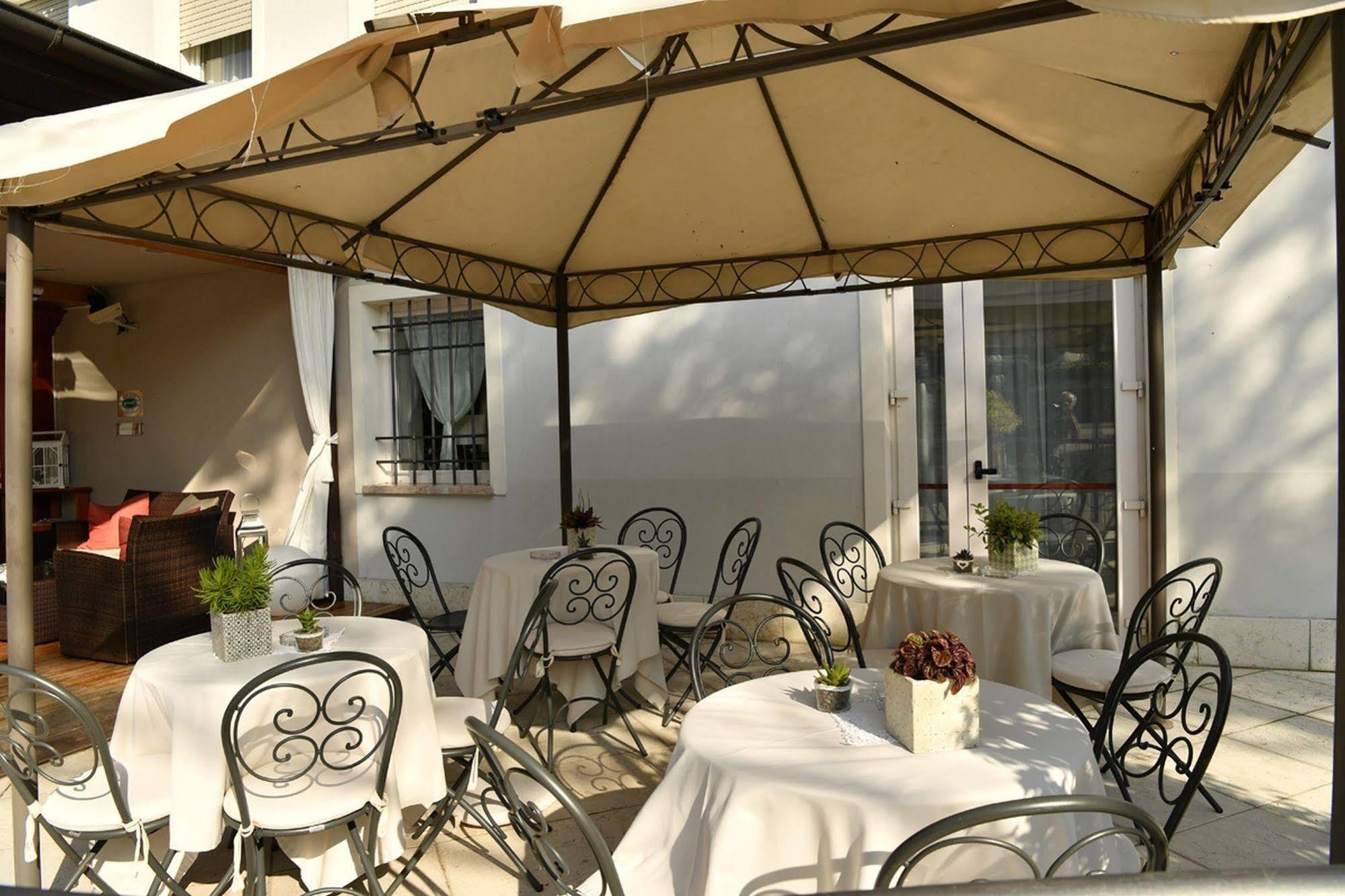 Hotel Lilla' Terlago Exterior foto